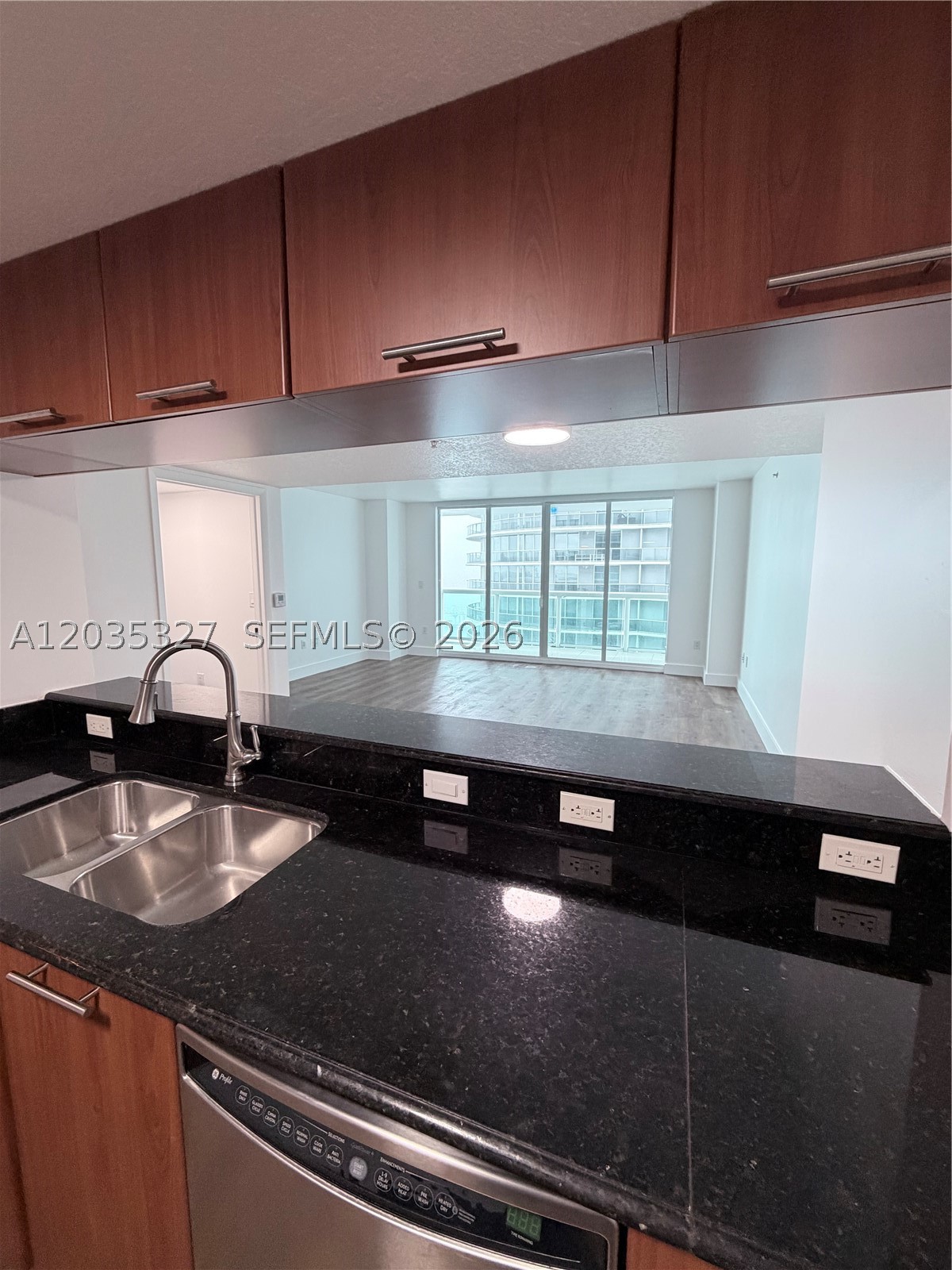 1800 N Bayshore Dr #3511, Miami FL 33132