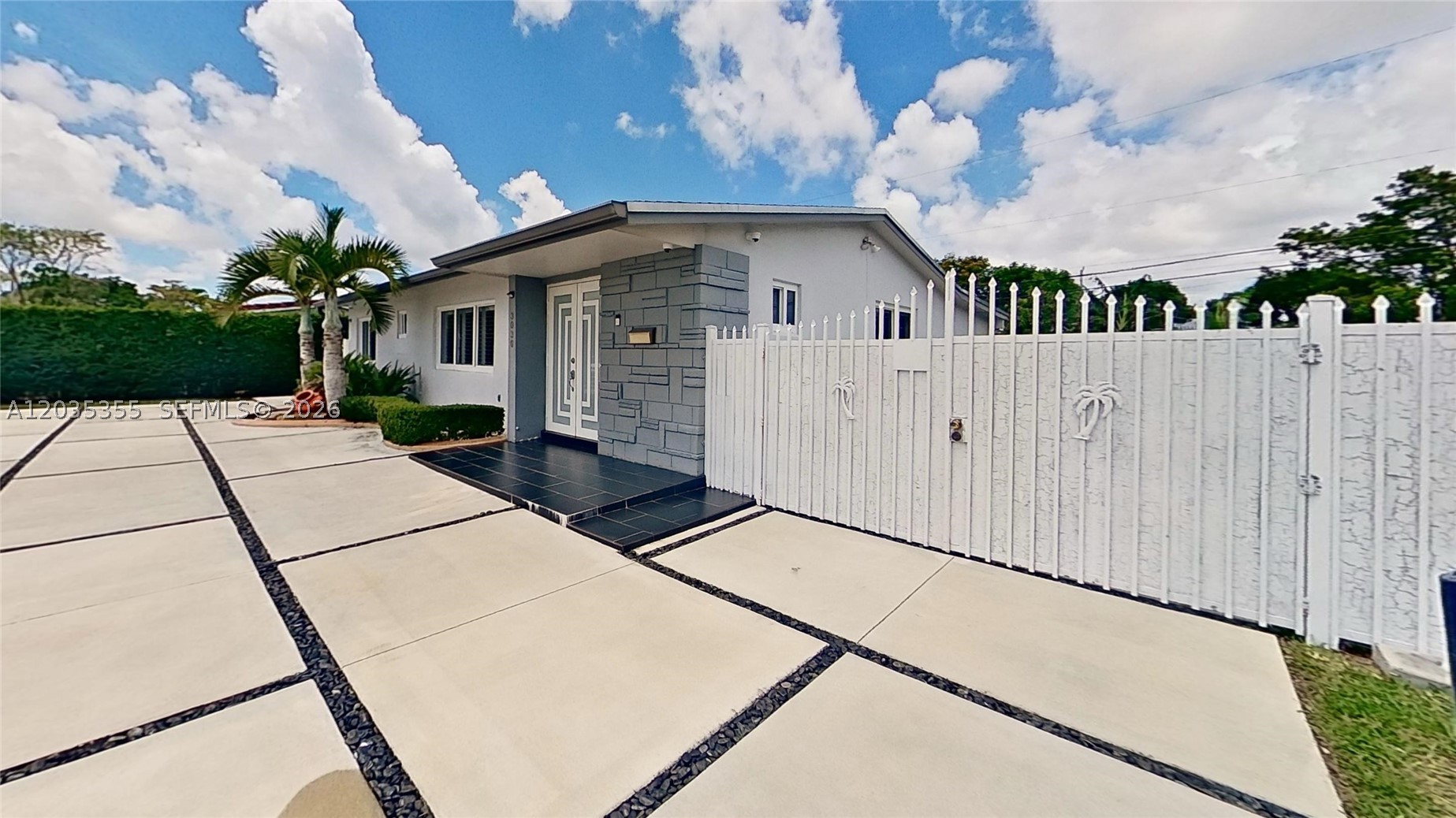3030 SW 96th Ave, Miami FL 33165
