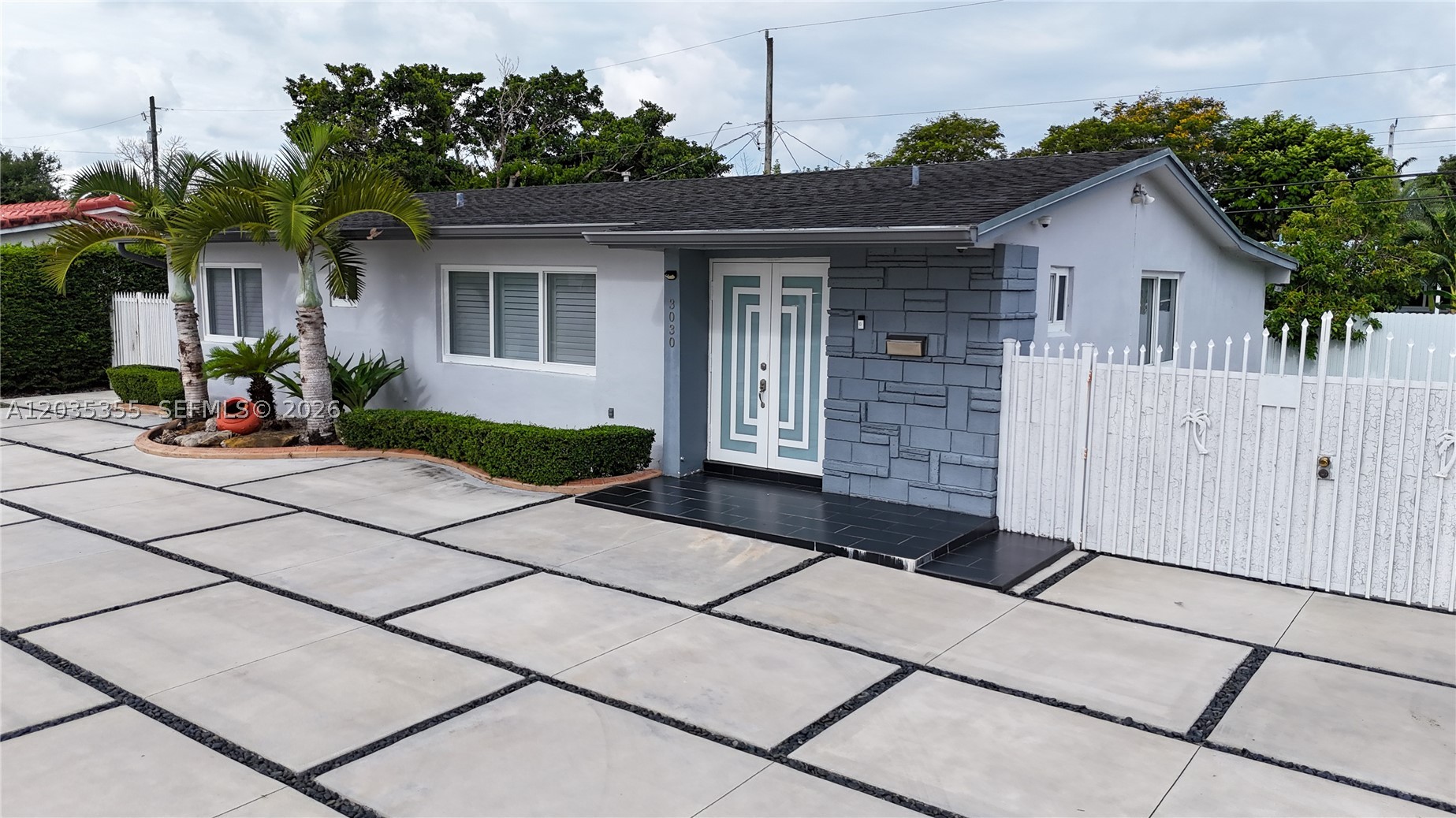 3030 SW 96th Ave, Miami FL 33165