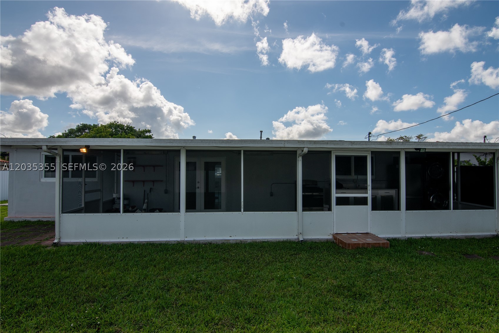 3030 SW 96th Ave, Miami FL 33165