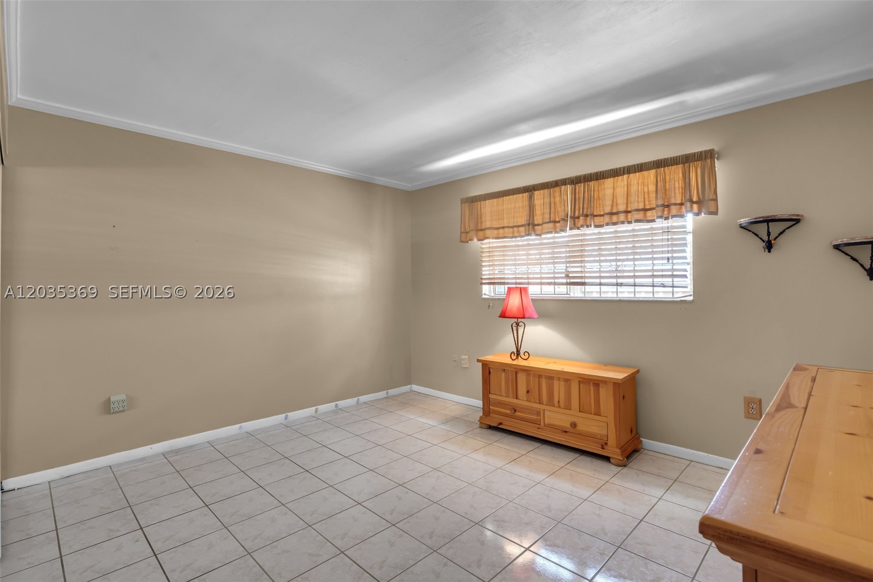 1757 W 57th St #211, Hialeah FL 33012