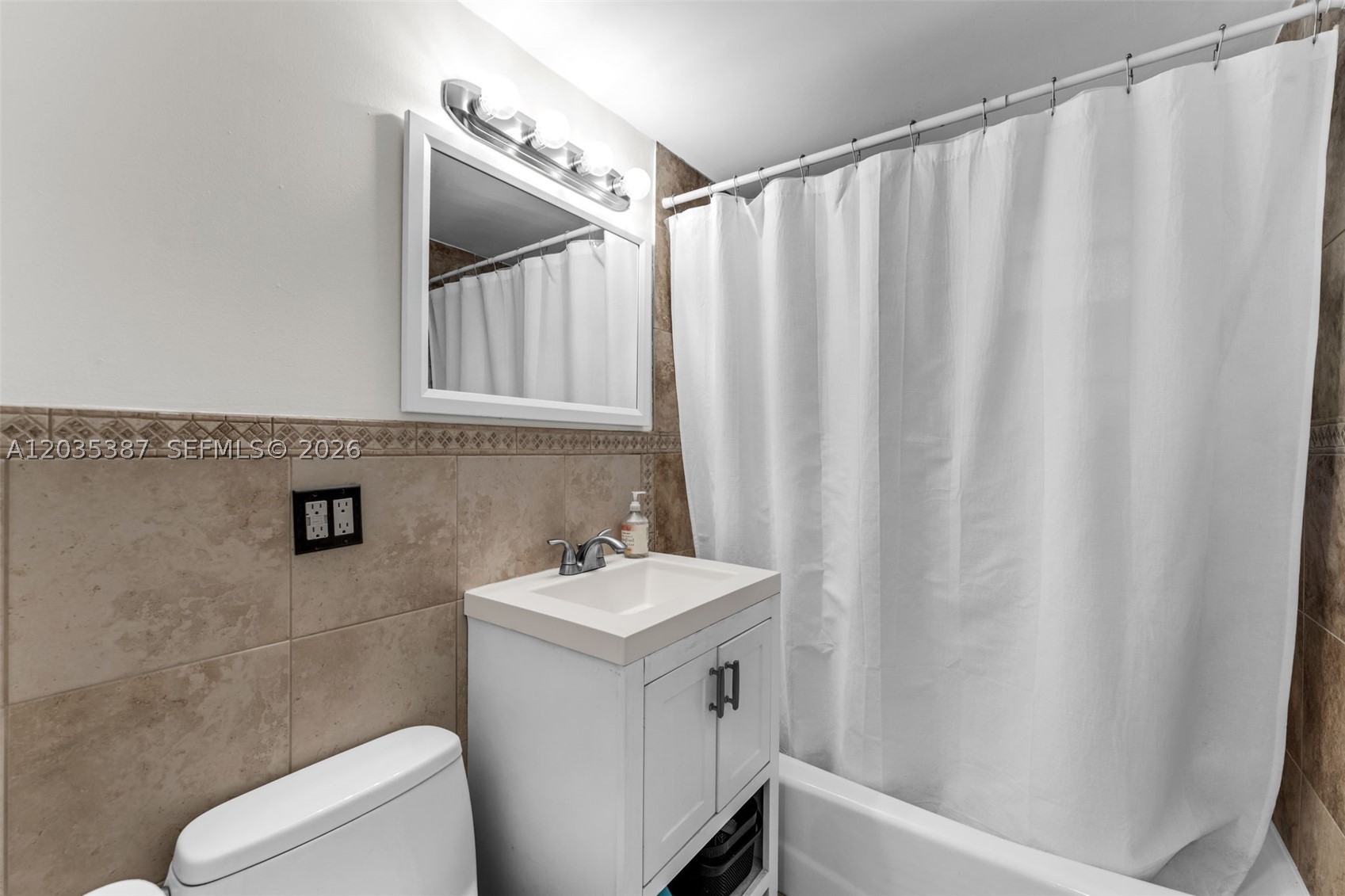 5685 SW 80th St #58B, Miami FL 33143