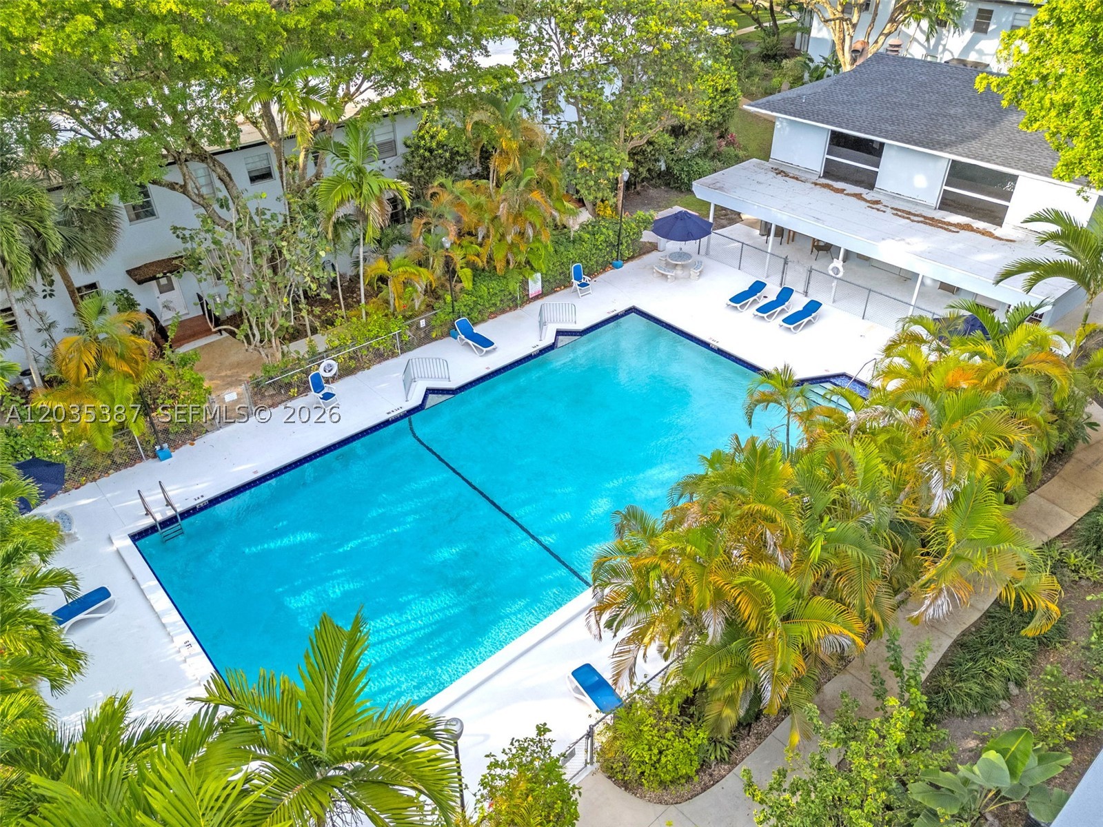 5685 SW 80th St #58B, Miami FL 33143