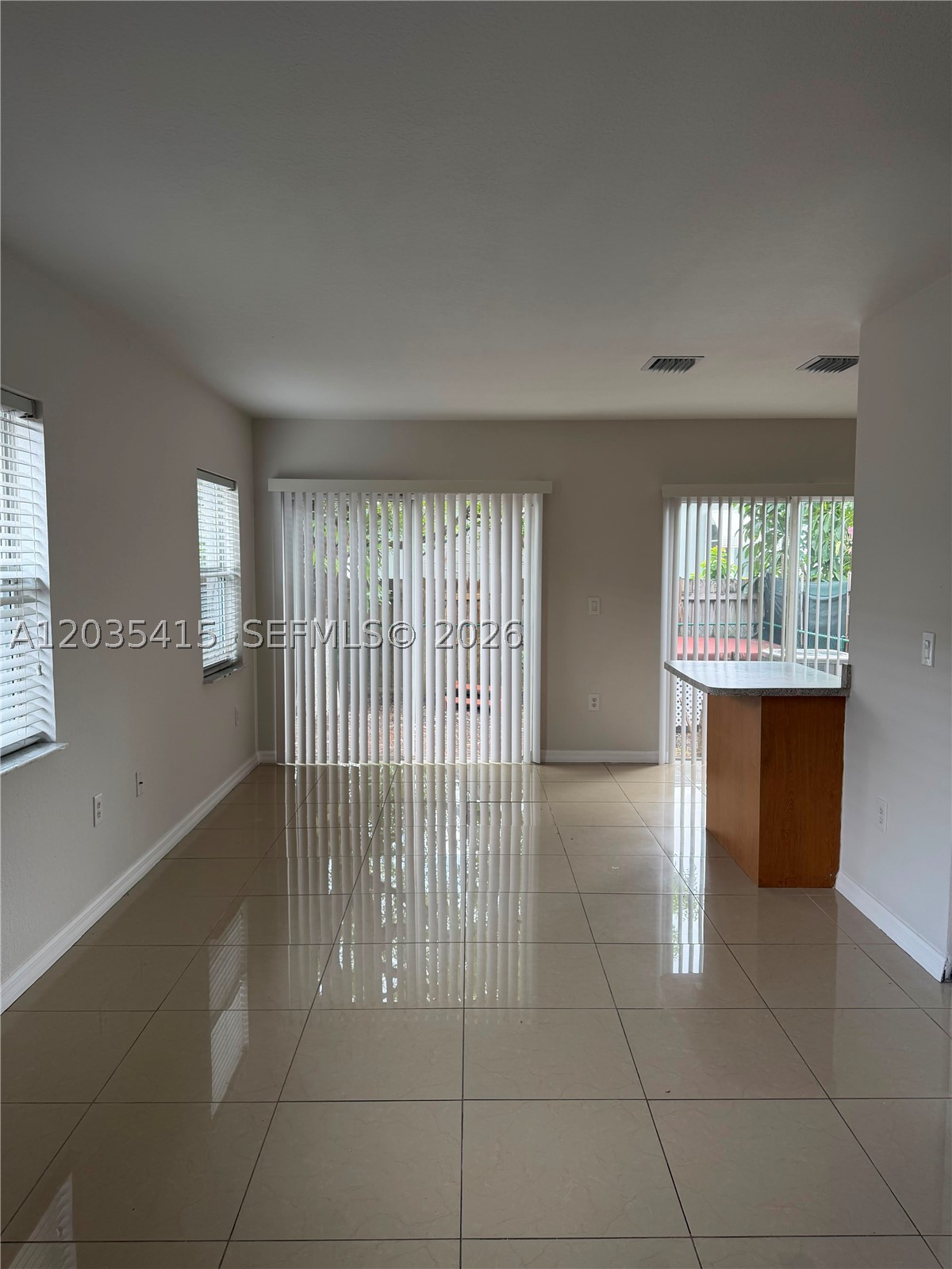 3673 SW 5th St #0, Miami FL 33135