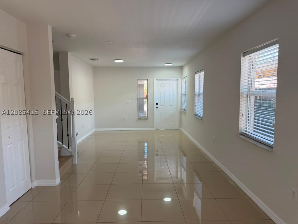 3673 SW 5th St #0, Miami FL 33135
