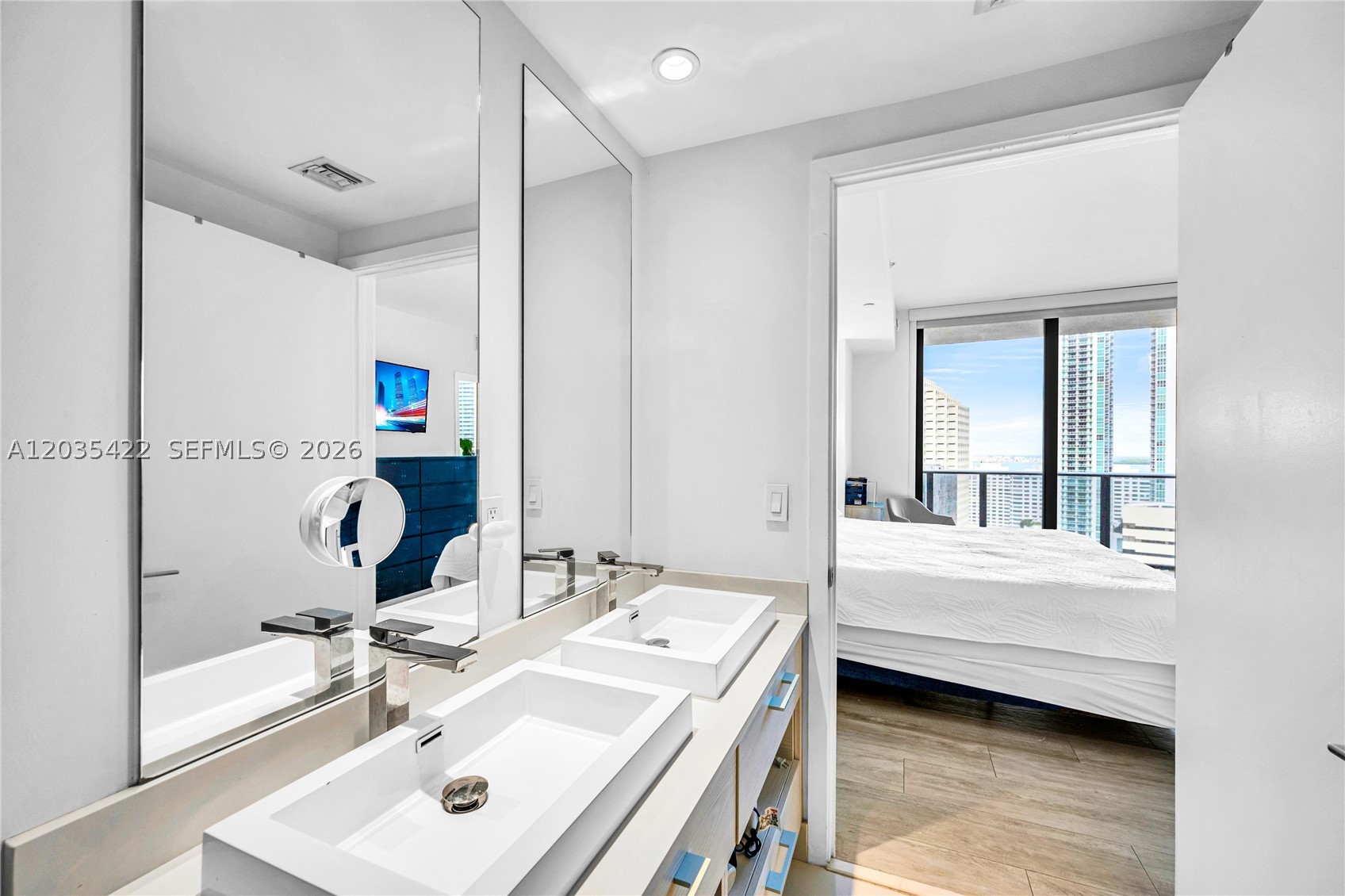 45 SW 9th St #2103, Miami FL 33130