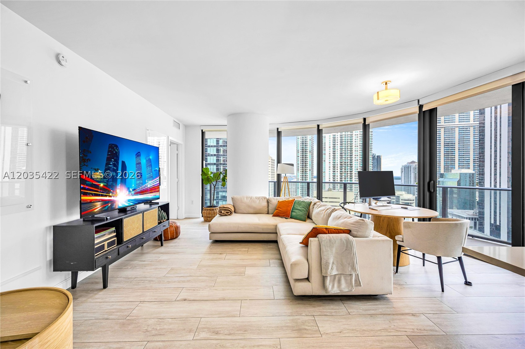 45 SW 9th St #2103, Miami FL 33130