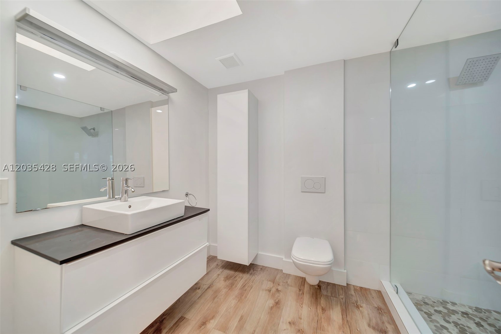 111 S Hibiscus Dr, Miami Beach FL 33139