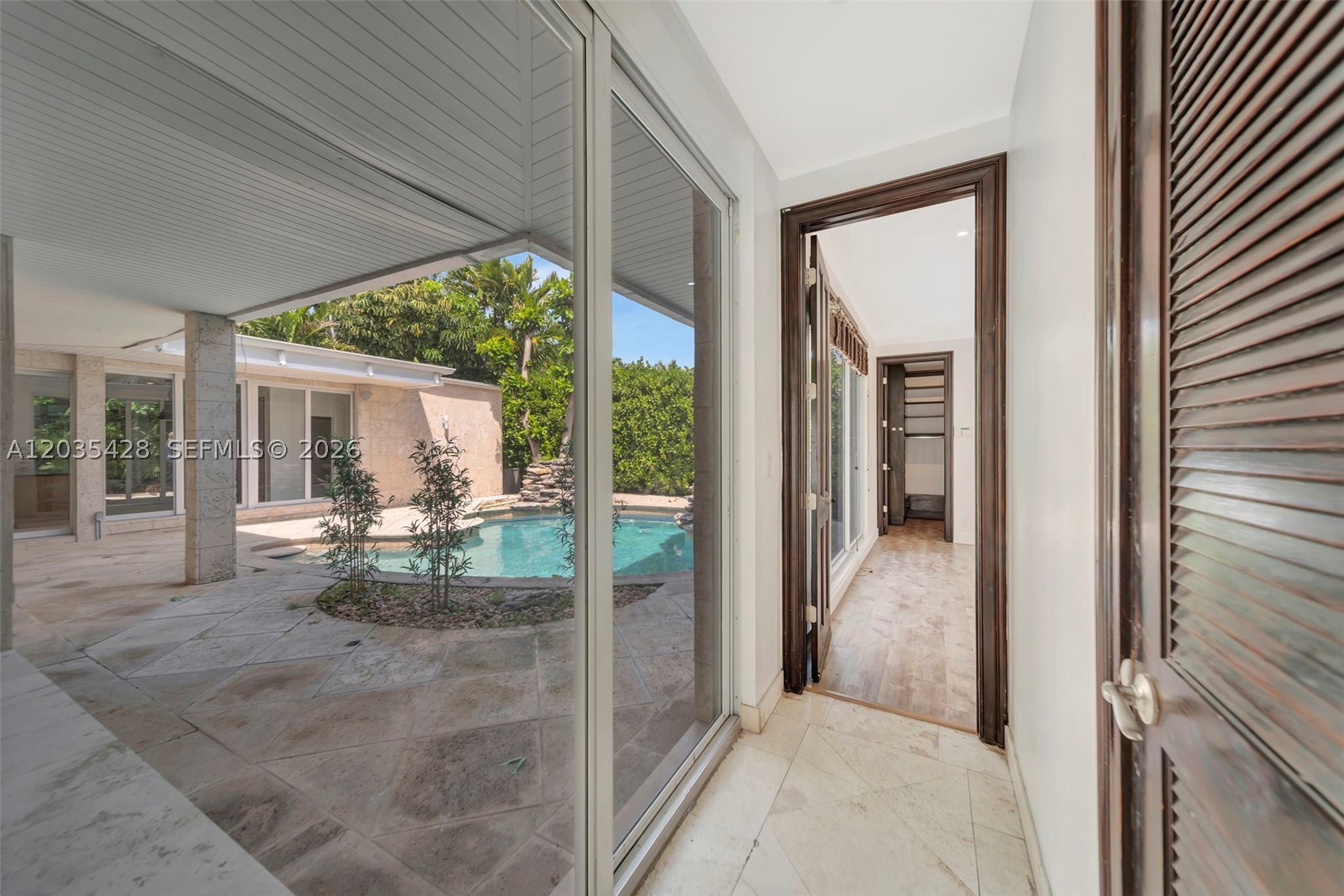 111 S Hibiscus Dr, Miami Beach FL 33139