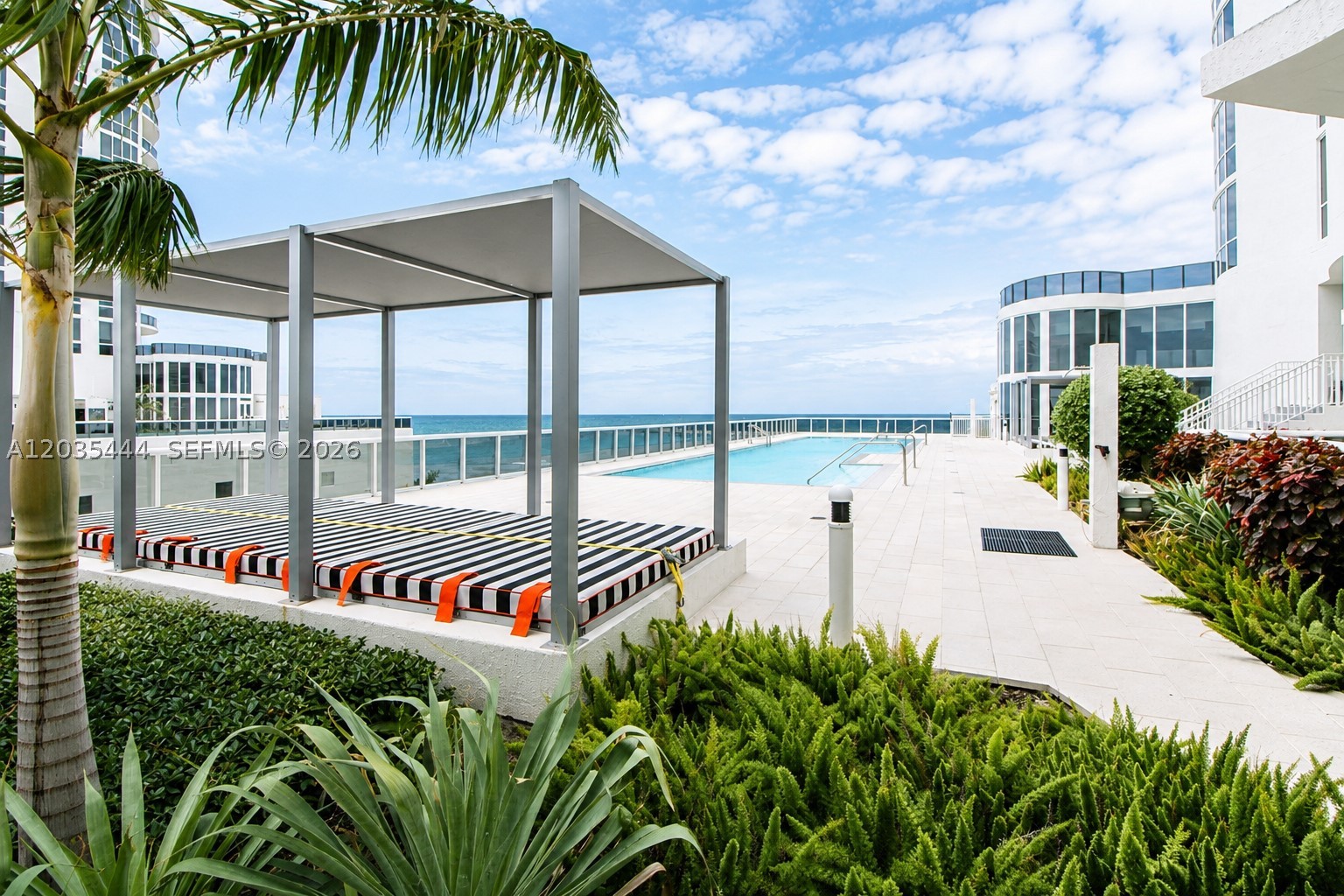 15901 Collins Ave #403, Sunny Isles Beach FL 33160