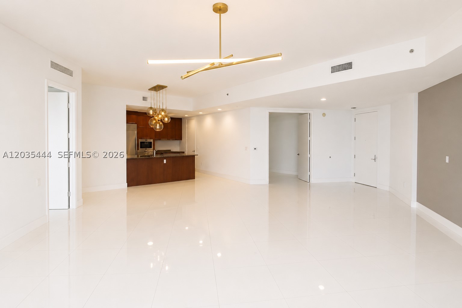 15901 Collins Ave #403, Sunny Isles Beach FL 33160