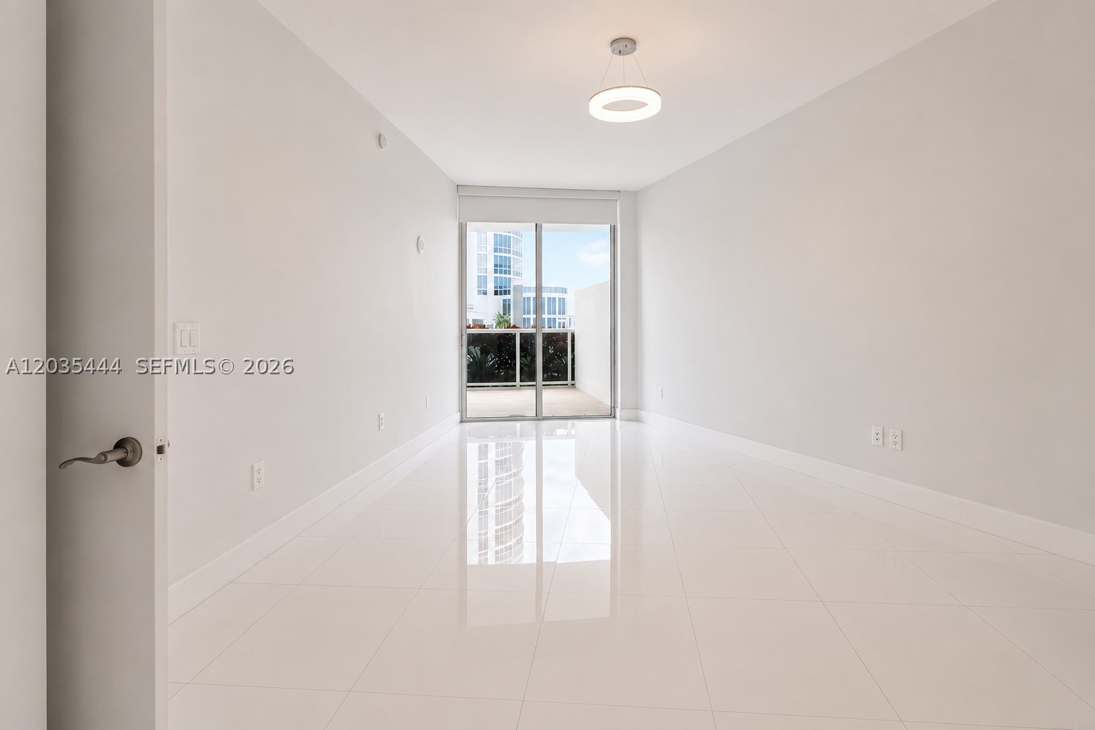 15901 Collins Ave #403, Sunny Isles Beach FL 33160