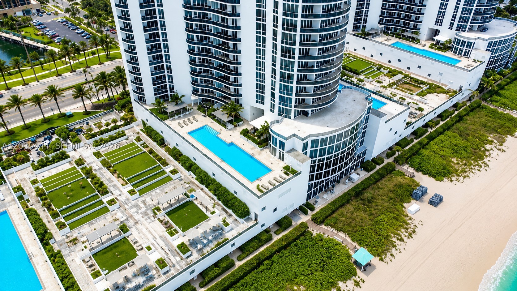 15901 Collins Ave #403, Sunny Isles Beach FL 33160