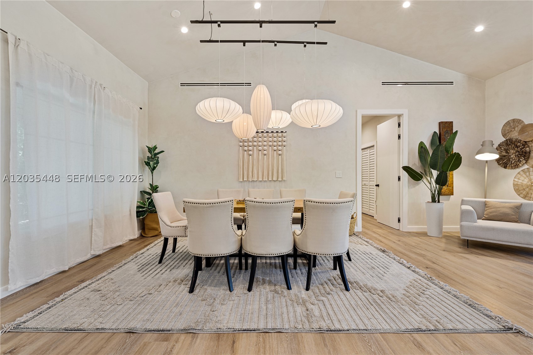 520 Bay Point Rd, Miami FL 33137
