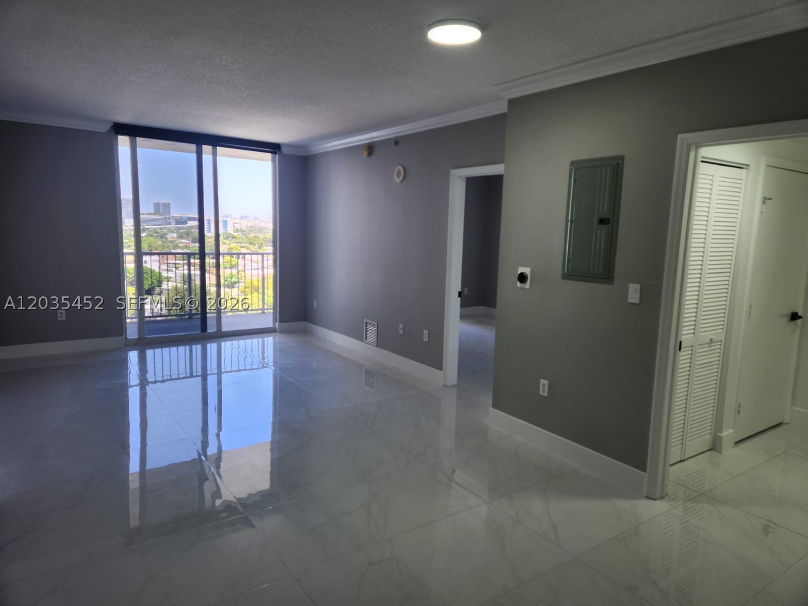 1 Glen Royal Pkwy #1006, Miami FL 33125