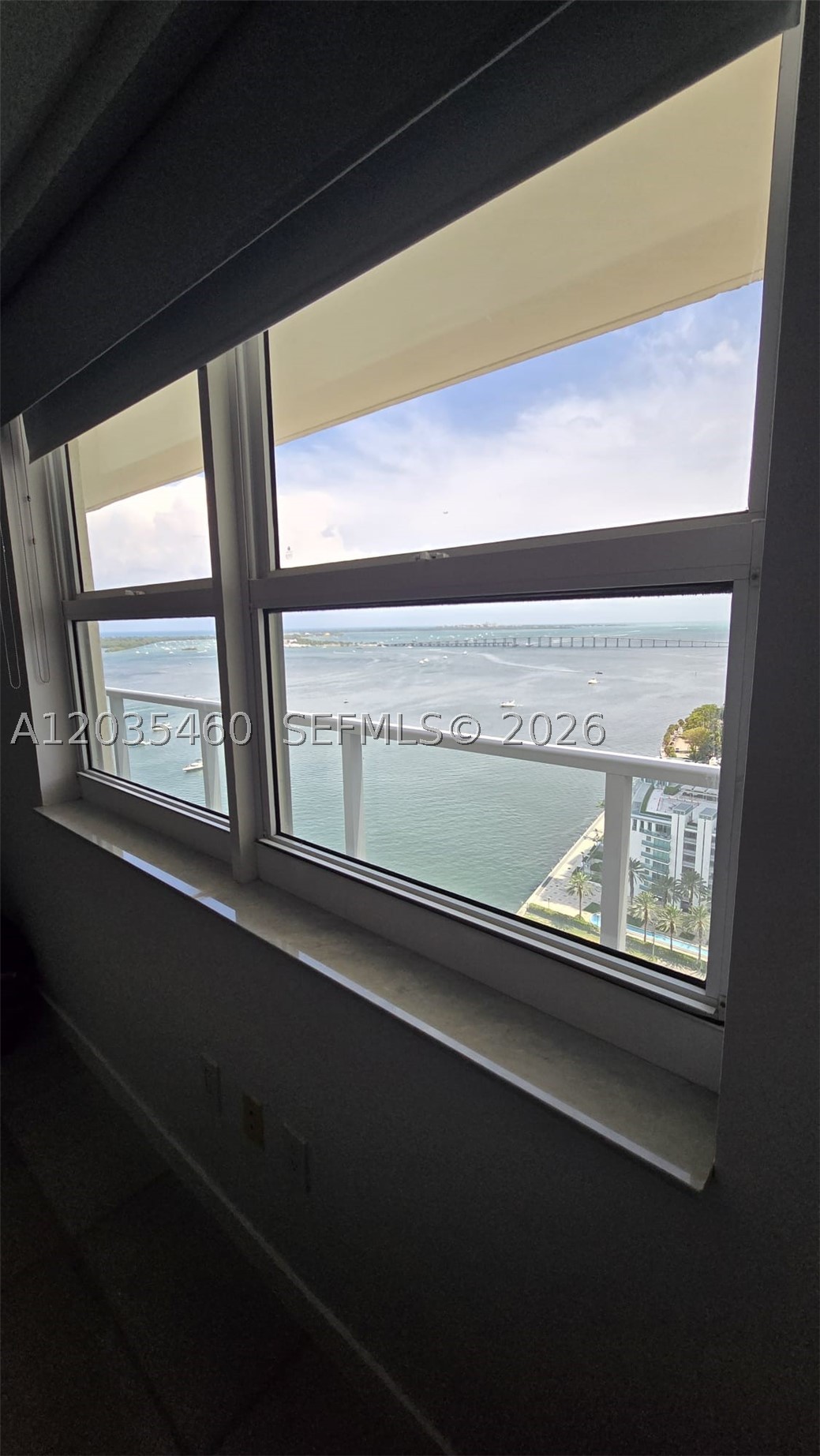 1155 Brickell Bay Dr #2507, Miami FL 33131