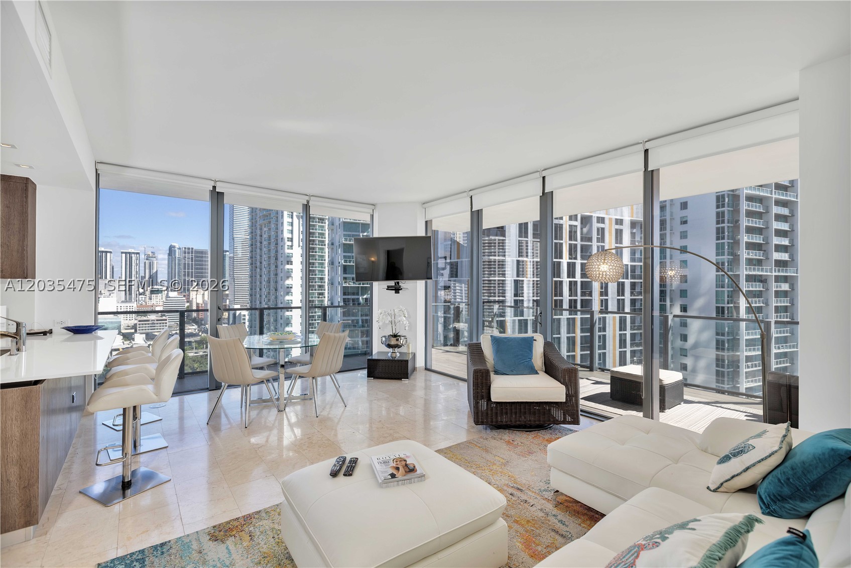 68 SE 6th St #1611, Miami FL 33131