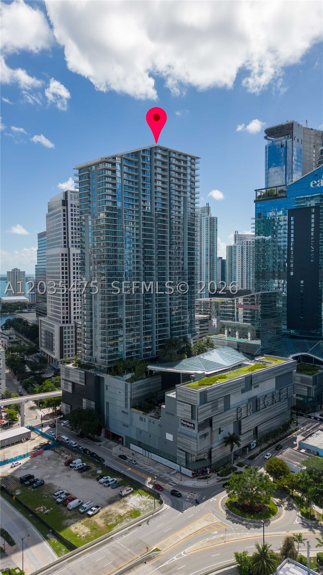 68 SE 6th St #1611, Miami FL 33131