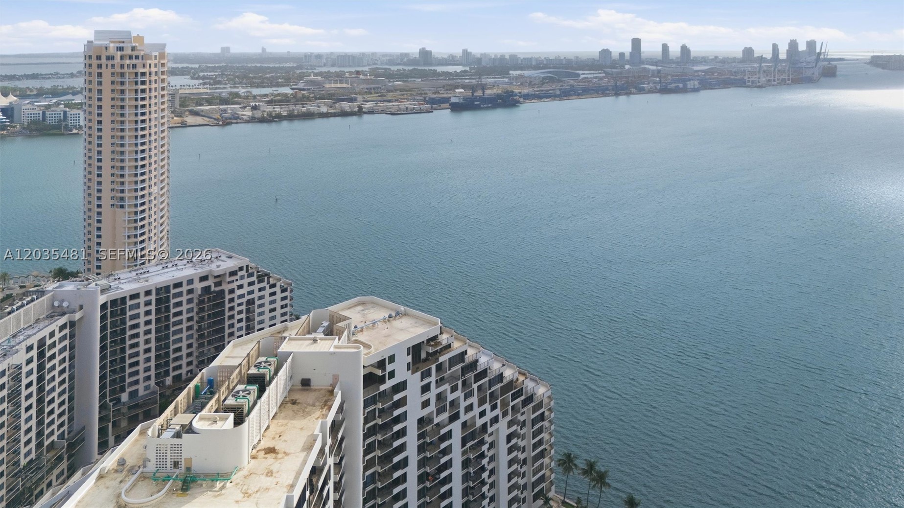 520 SE Brickell Key Dr #A1615, Miami FL 33131