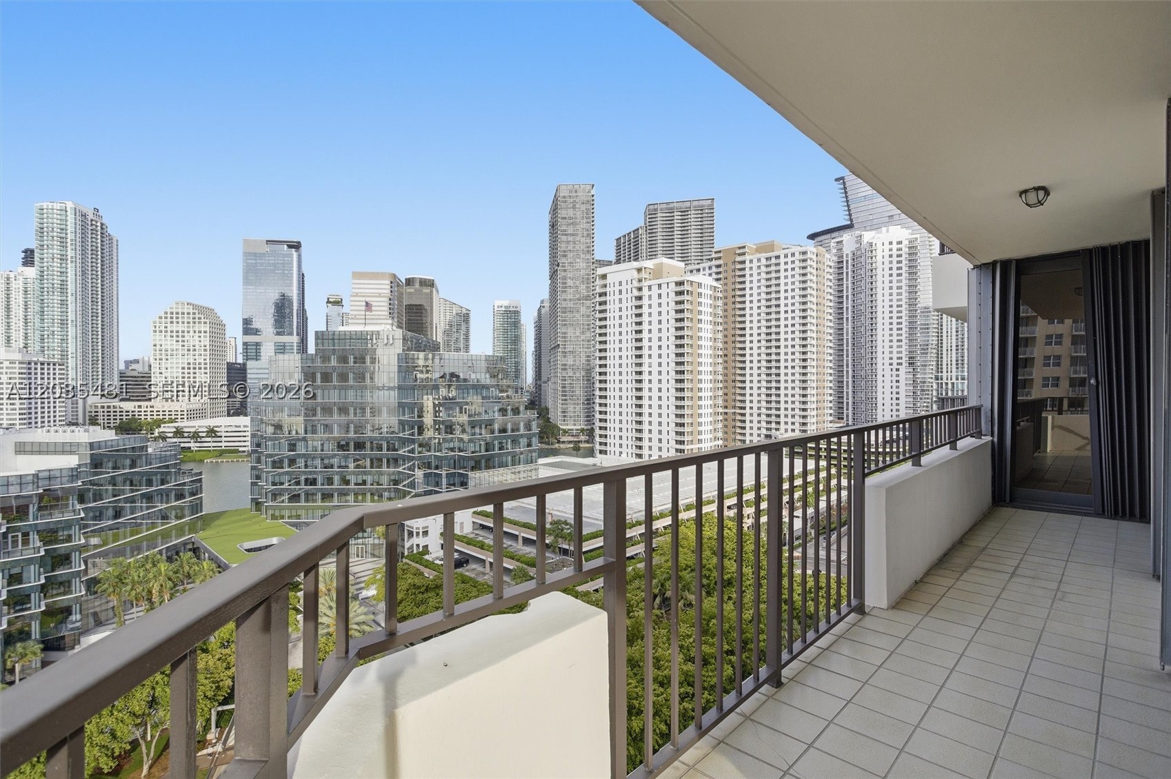 520 SE Brickell Key Dr #A1615, Miami FL 33131