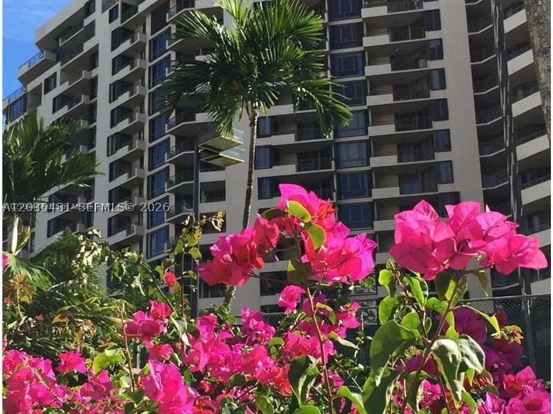 520 SE Brickell Key Dr #A1615, Miami FL 33131