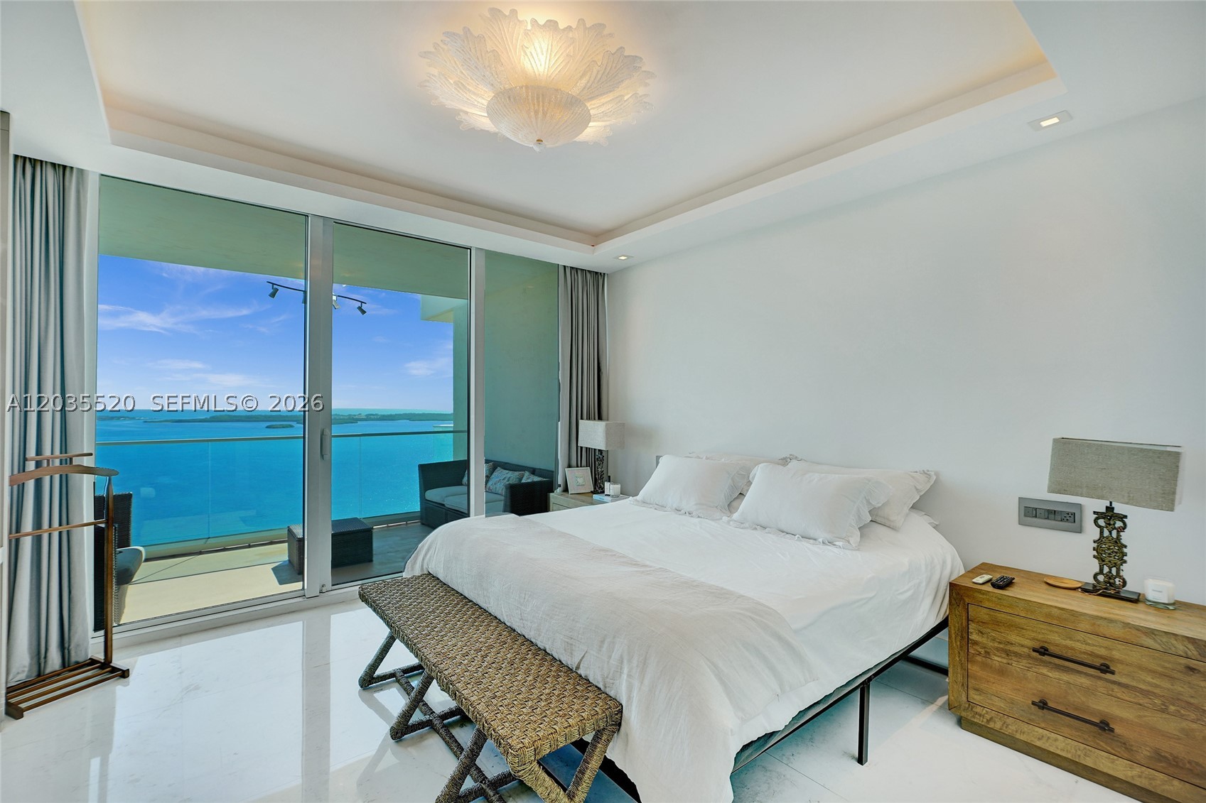 800 Claughton Island Dr #3101, Miami FL 33131