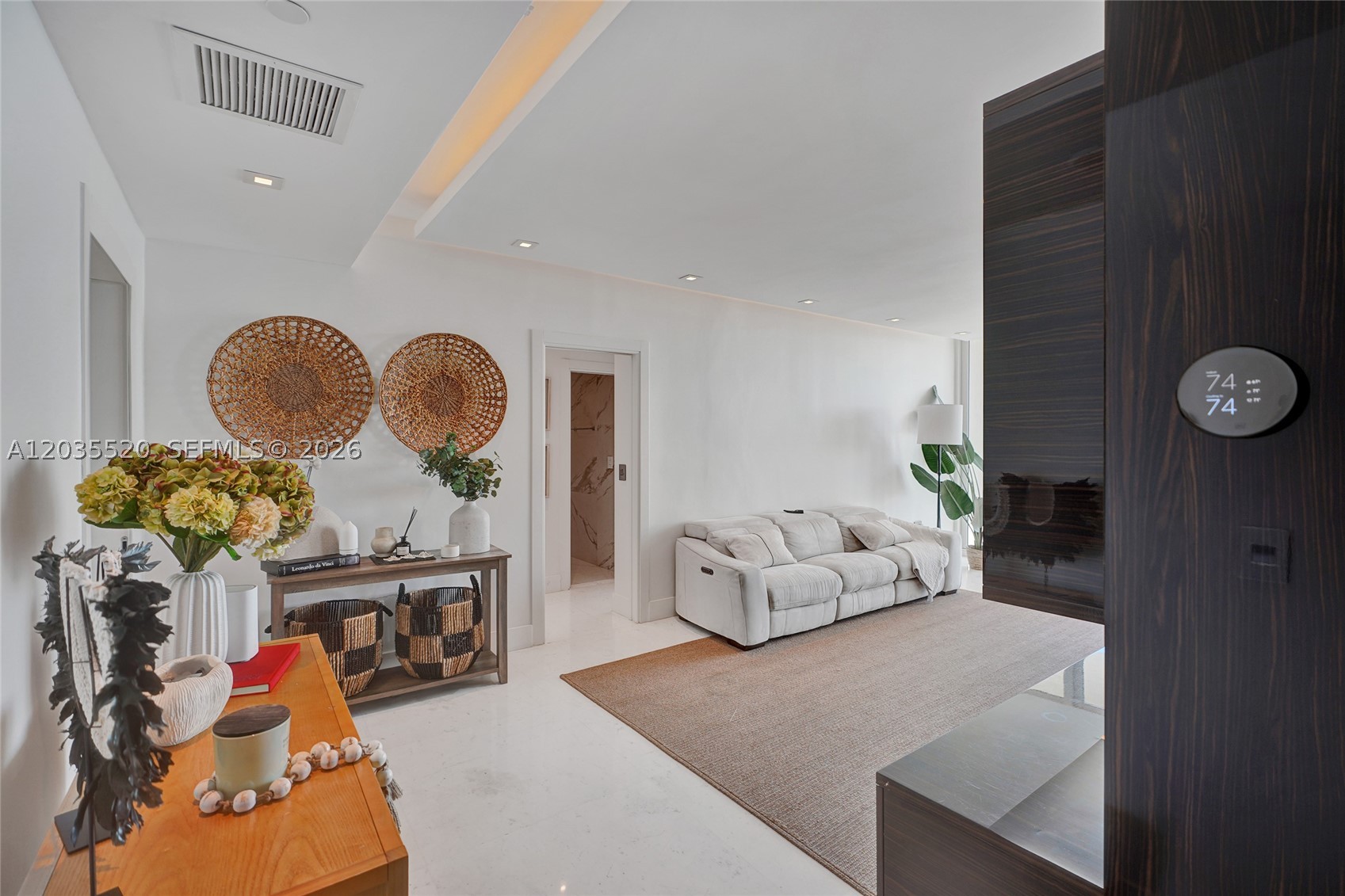 800 Claughton Island Dr #3101, Miami FL 33131