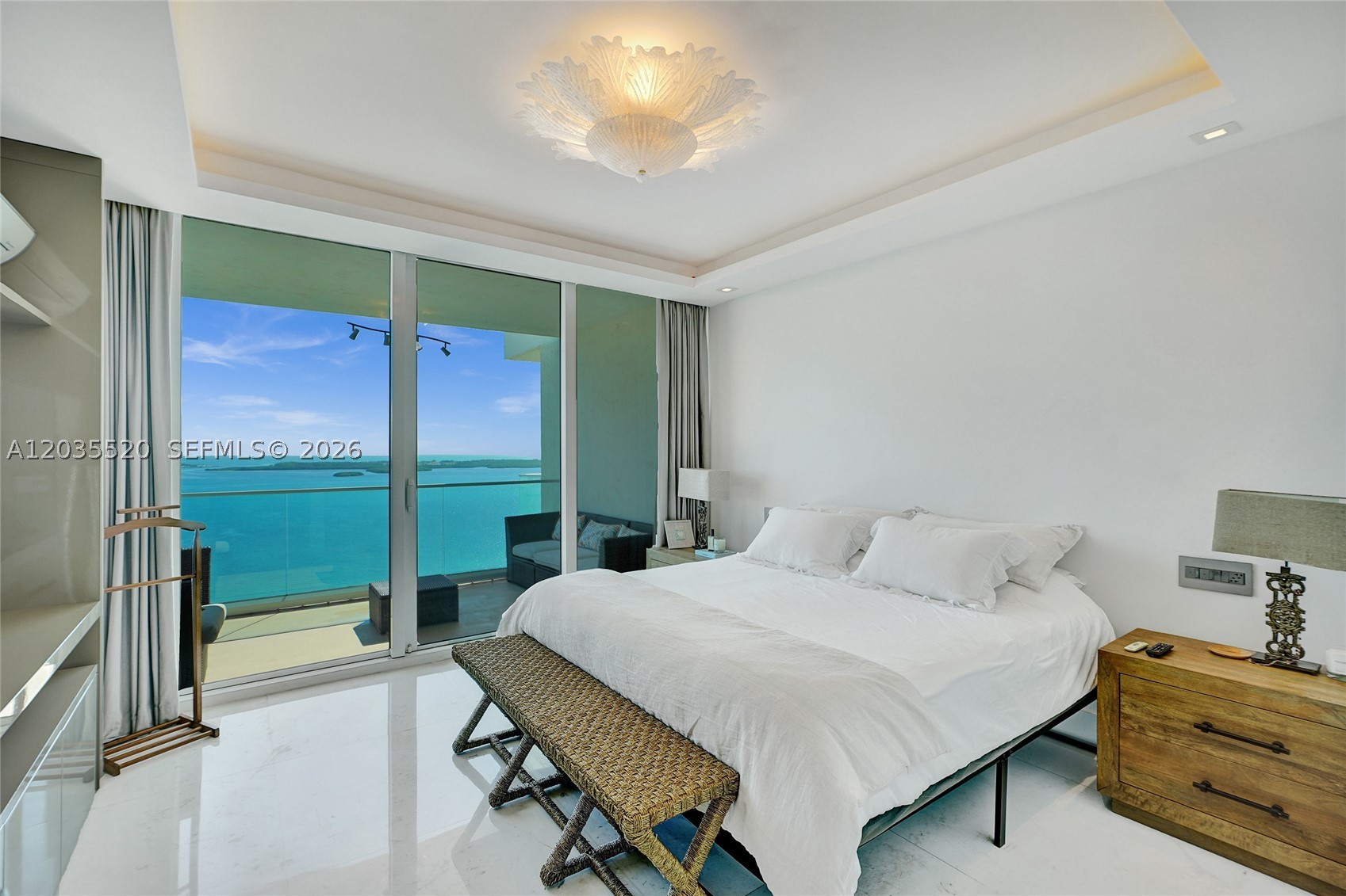800 Claughton Island Dr #3101, Miami FL 33131