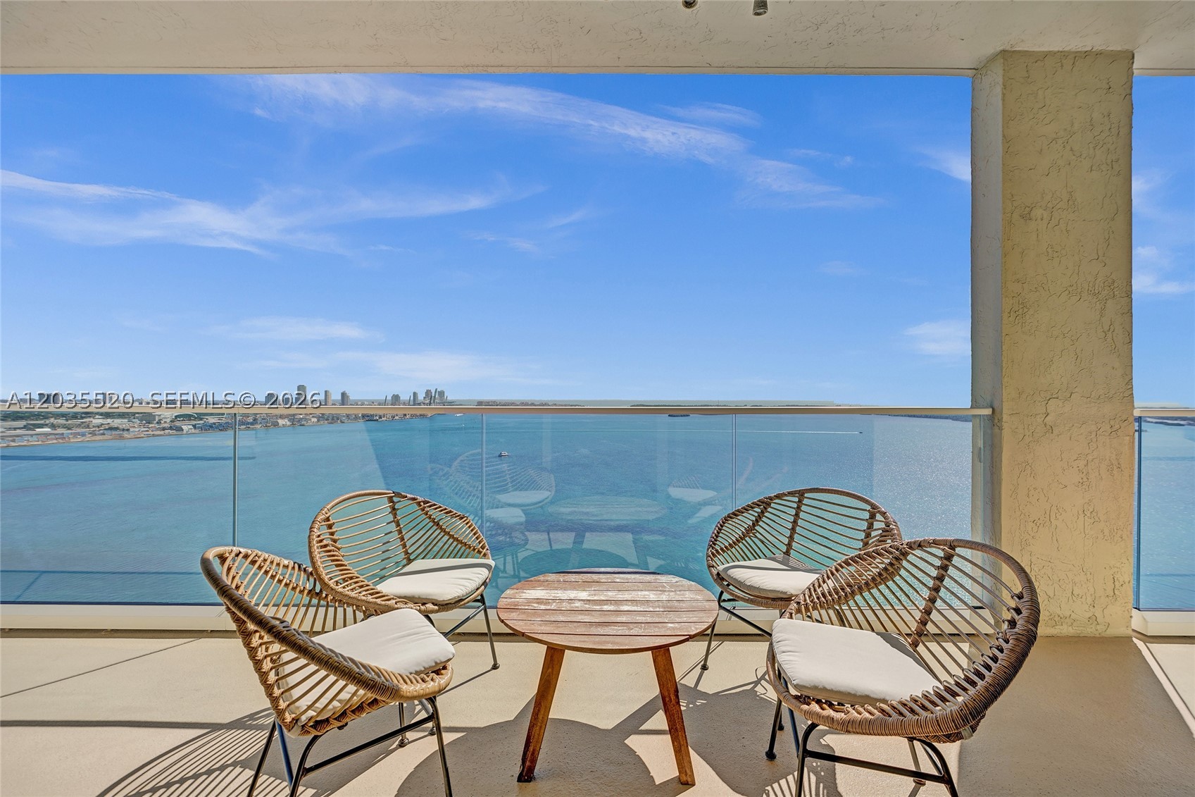 800 Claughton Island Dr #3101, Miami FL 33131