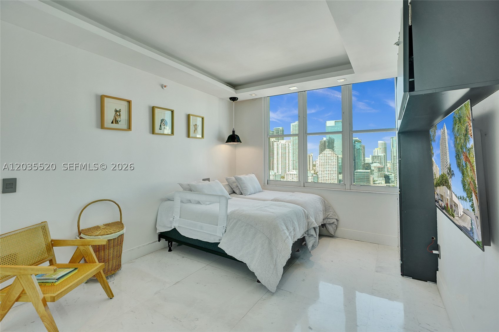 800 Claughton Island Dr #3101, Miami FL 33131
