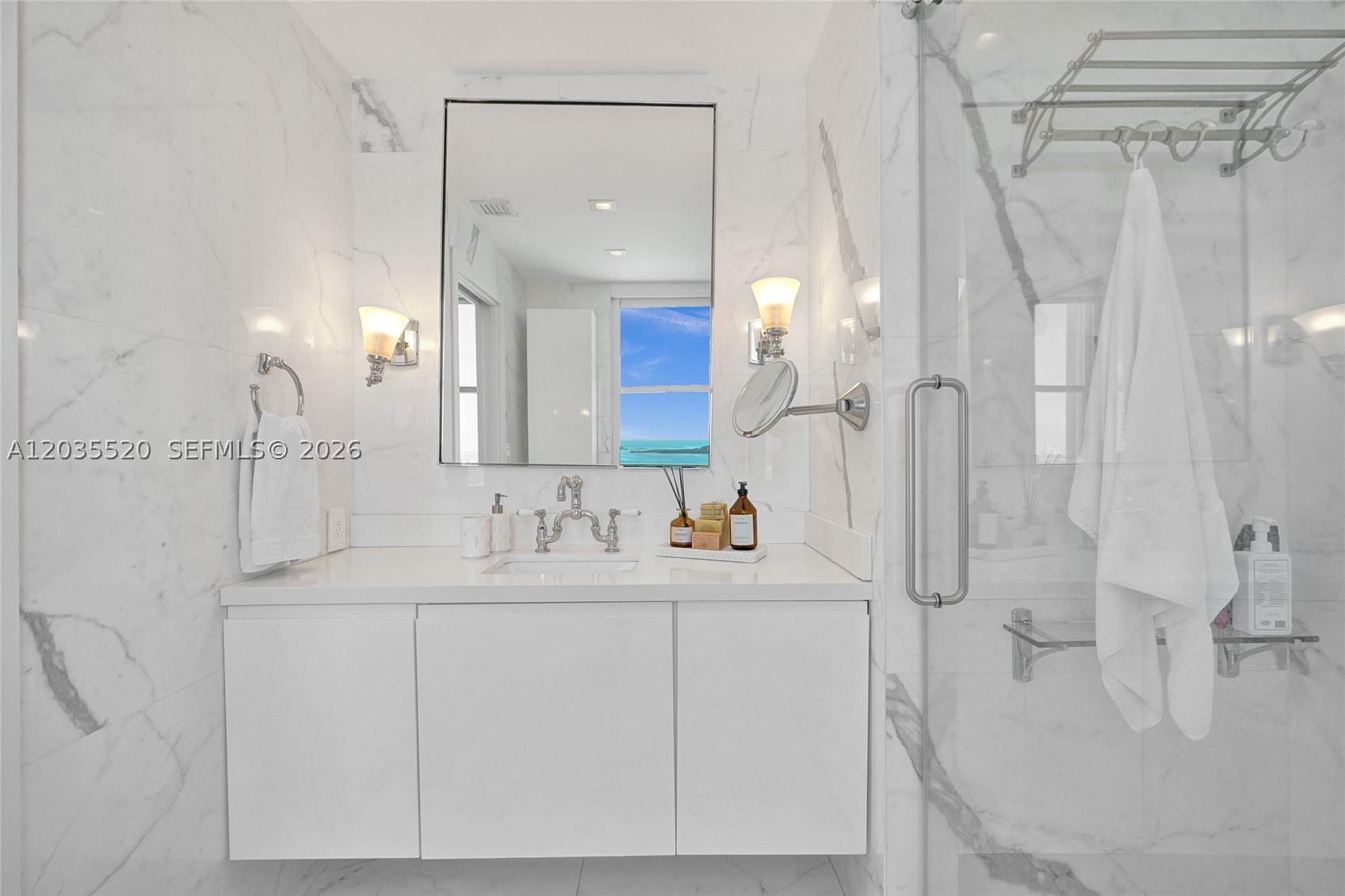 800 Claughton Island Dr #3101, Miami FL 33131