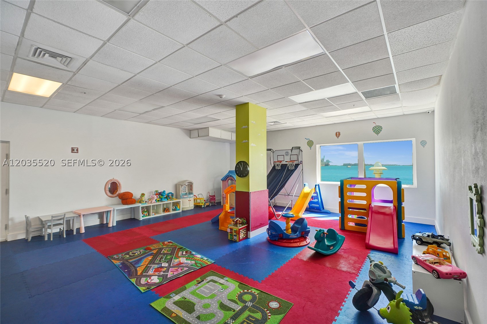 800 Claughton Island Dr #3101, Miami FL 33131