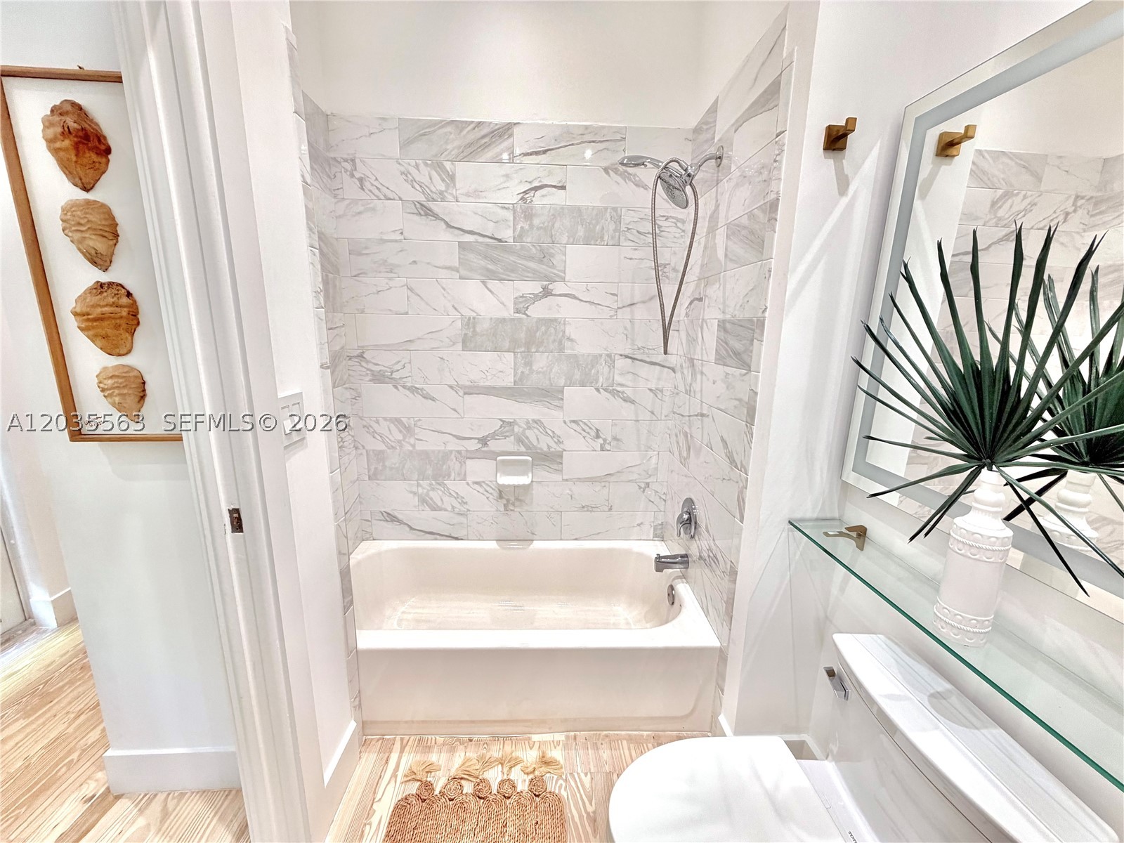1460 Cleveland Rd, Miami Beach FL 33141