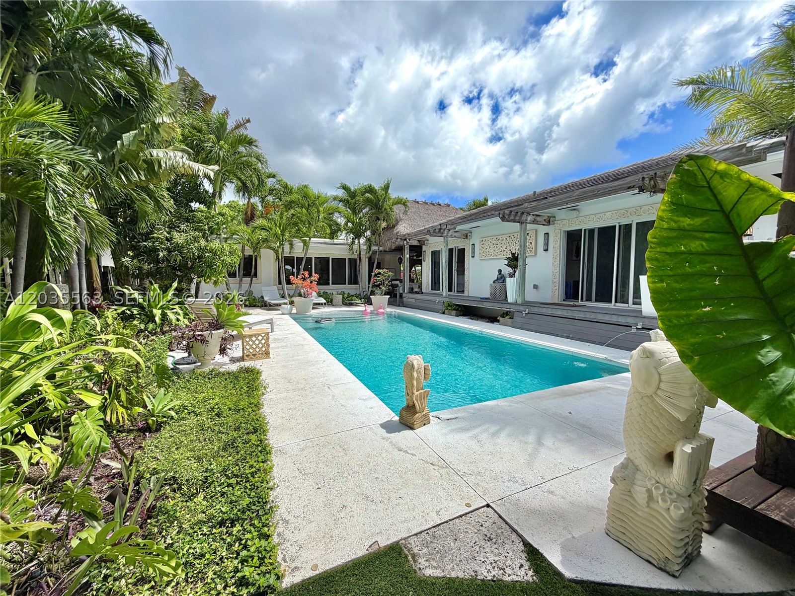 1460 Cleveland Rd, Miami Beach FL 33141
