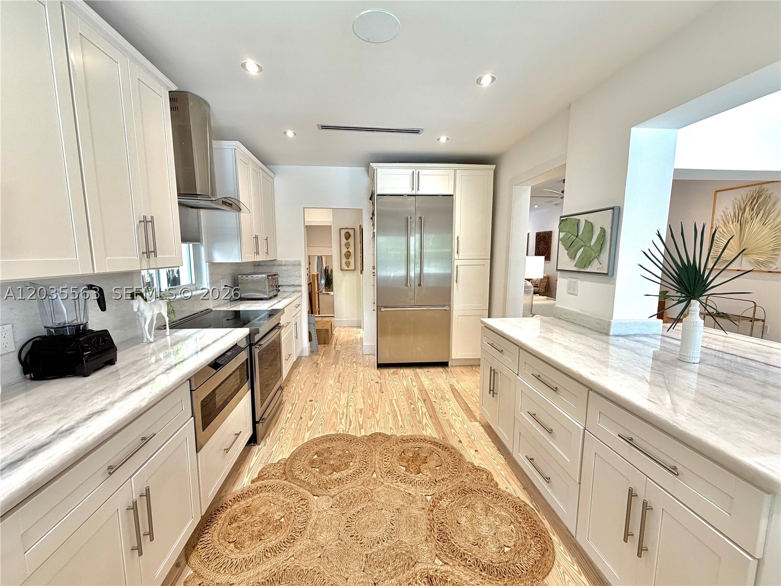 1460 Cleveland Rd, Miami Beach FL 33141