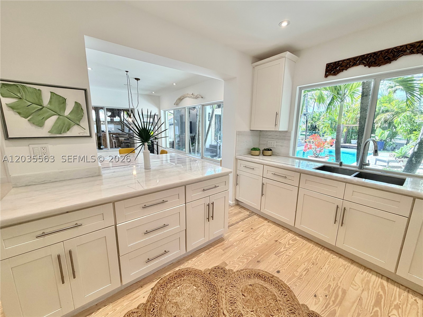 1460 Cleveland Rd, Miami Beach FL 33141