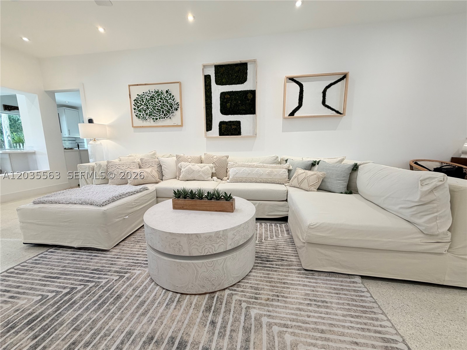 1460 Cleveland Rd, Miami Beach FL 33141