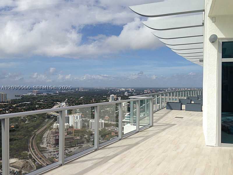 1100 S MIAMI AV #4001, Miami FL 33130