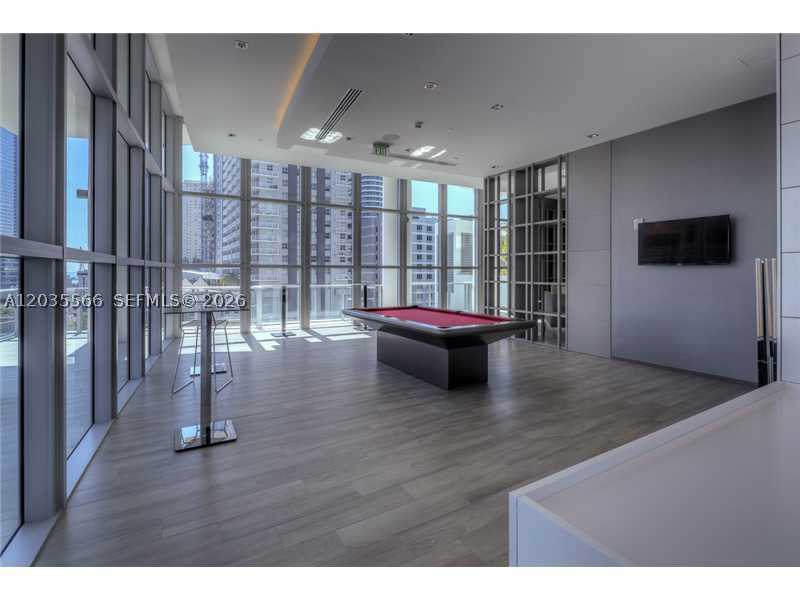 1100 S MIAMI AV #4001, Miami FL 33130
