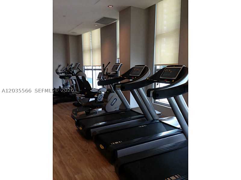1100 S MIAMI AV #4001, Miami FL 33130