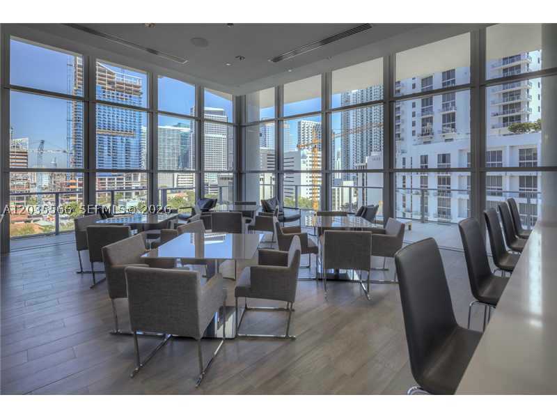 1100 S MIAMI AV #4001, Miami FL 33130