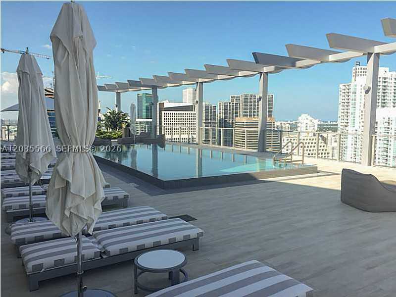 1100 S MIAMI AV #4001, Miami FL 33130