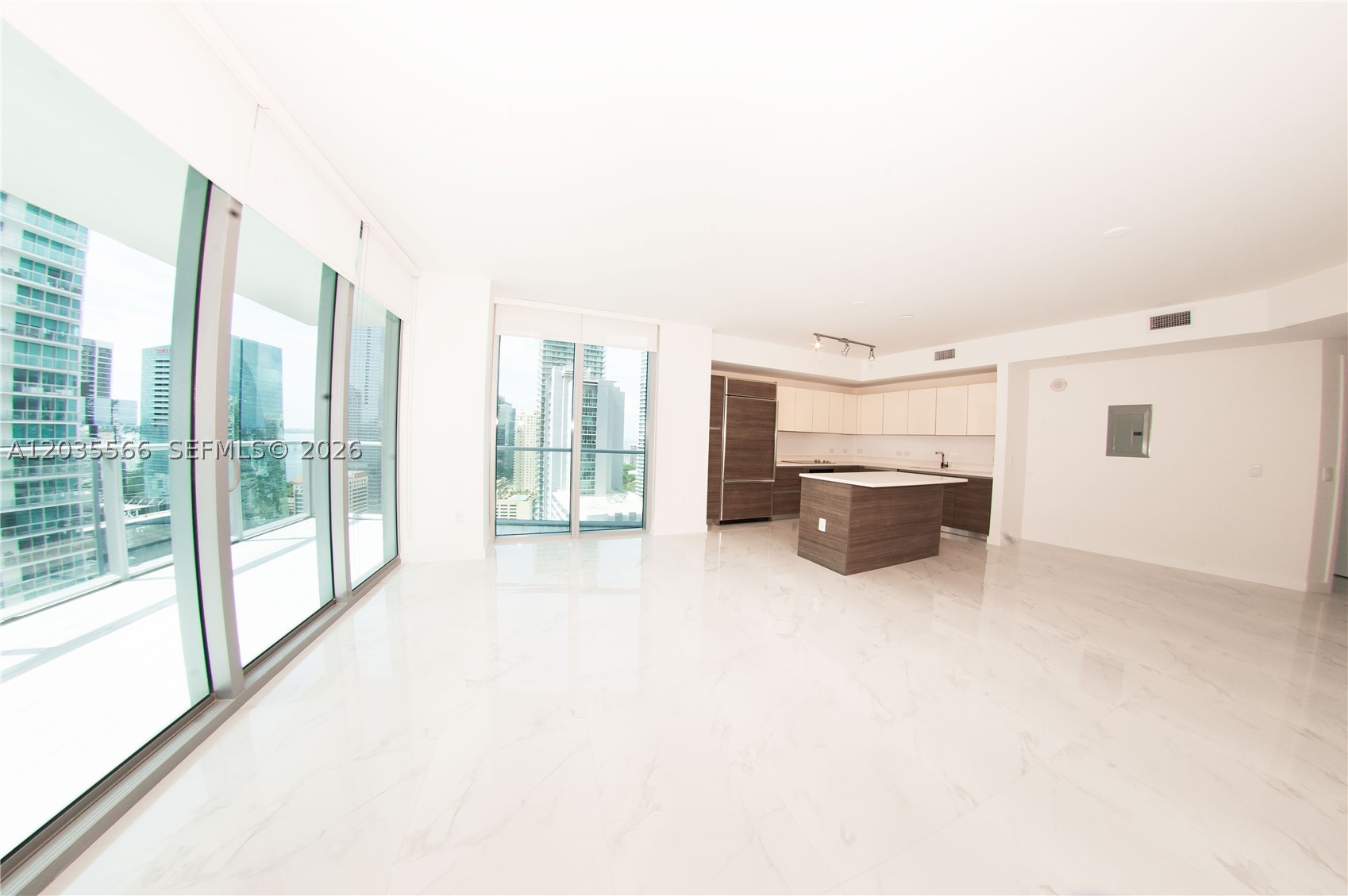 1100 S MIAMI AV #4001, Miami FL 33130