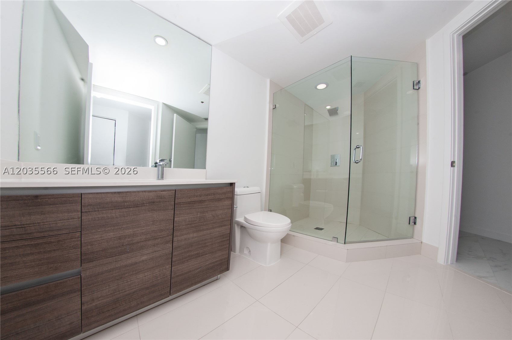 1100 S MIAMI AV #4001, Miami FL 33130