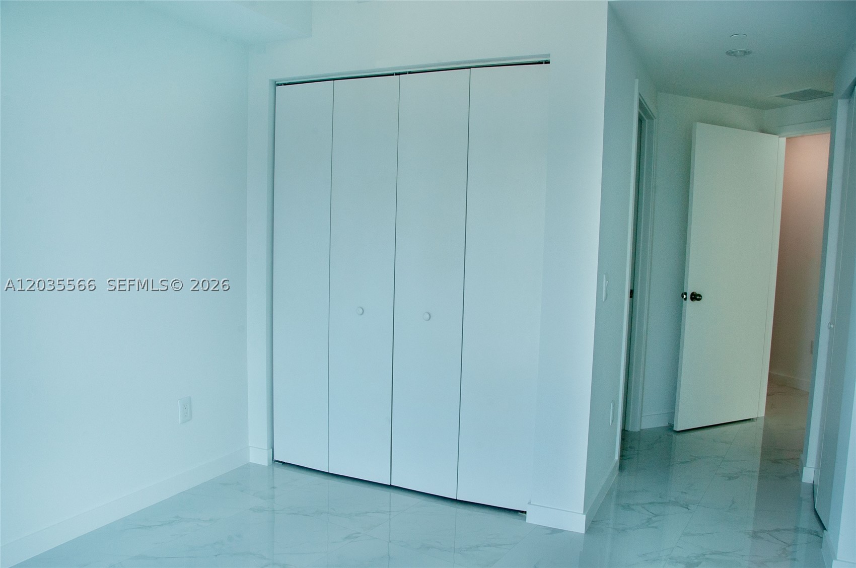 1100 S MIAMI AV #4001, Miami FL 33130