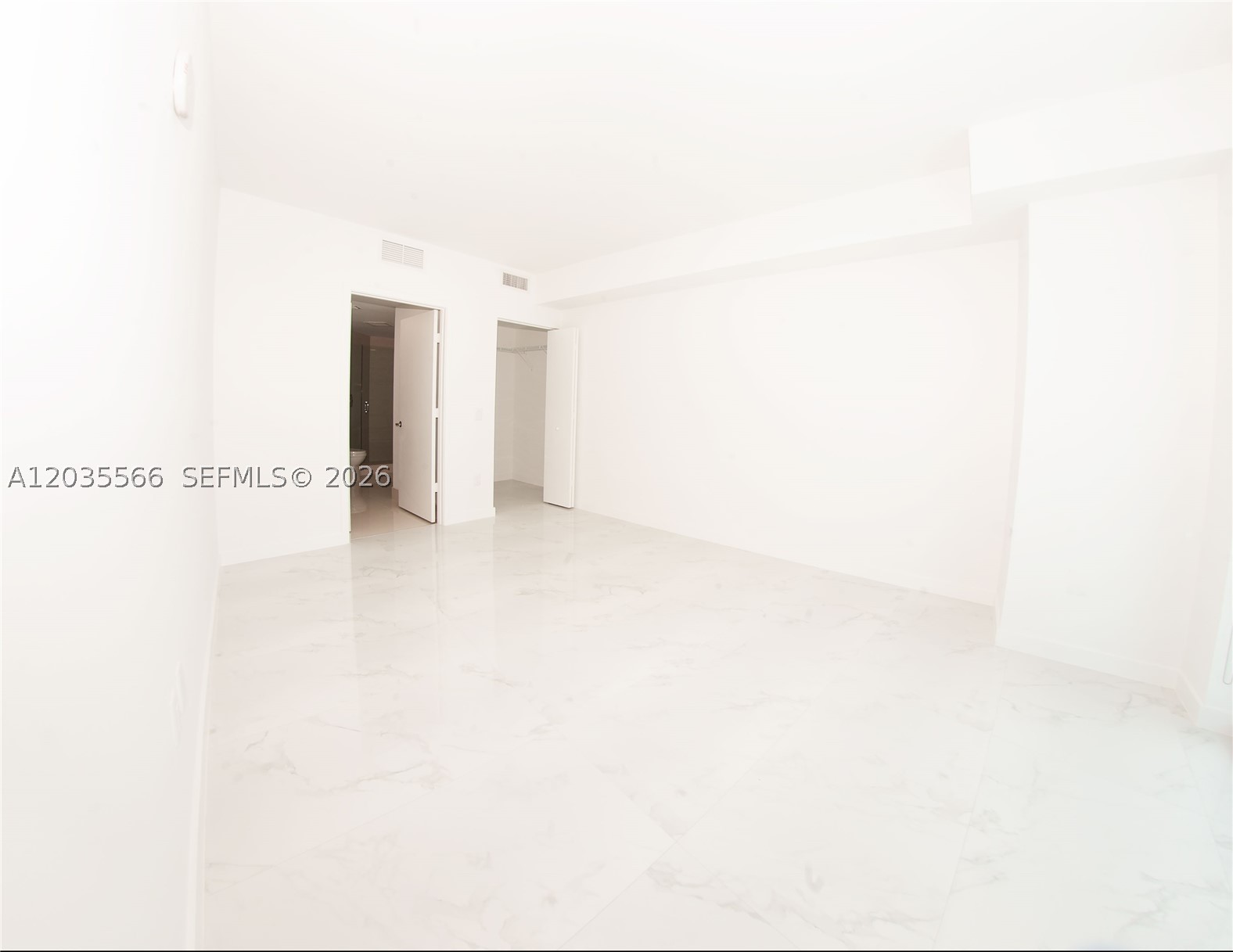 1100 S MIAMI AV #4001, Miami FL 33130