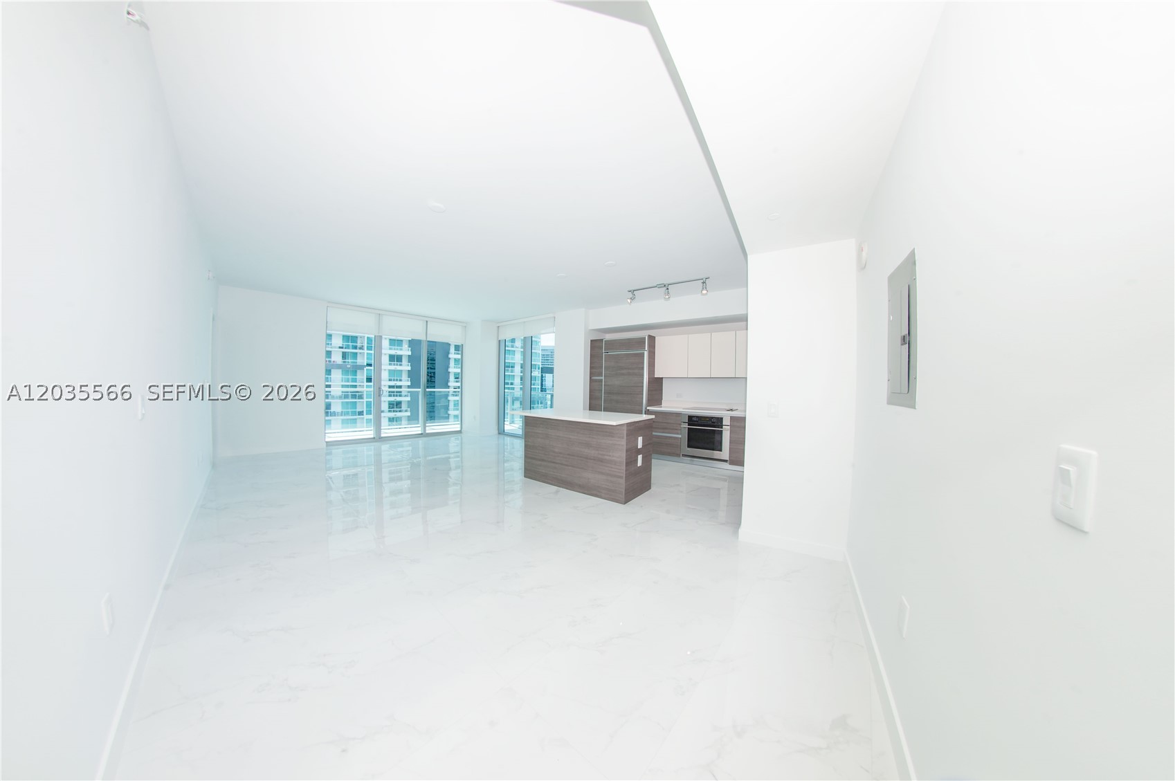 1100 S MIAMI AV #4001, Miami FL 33130
