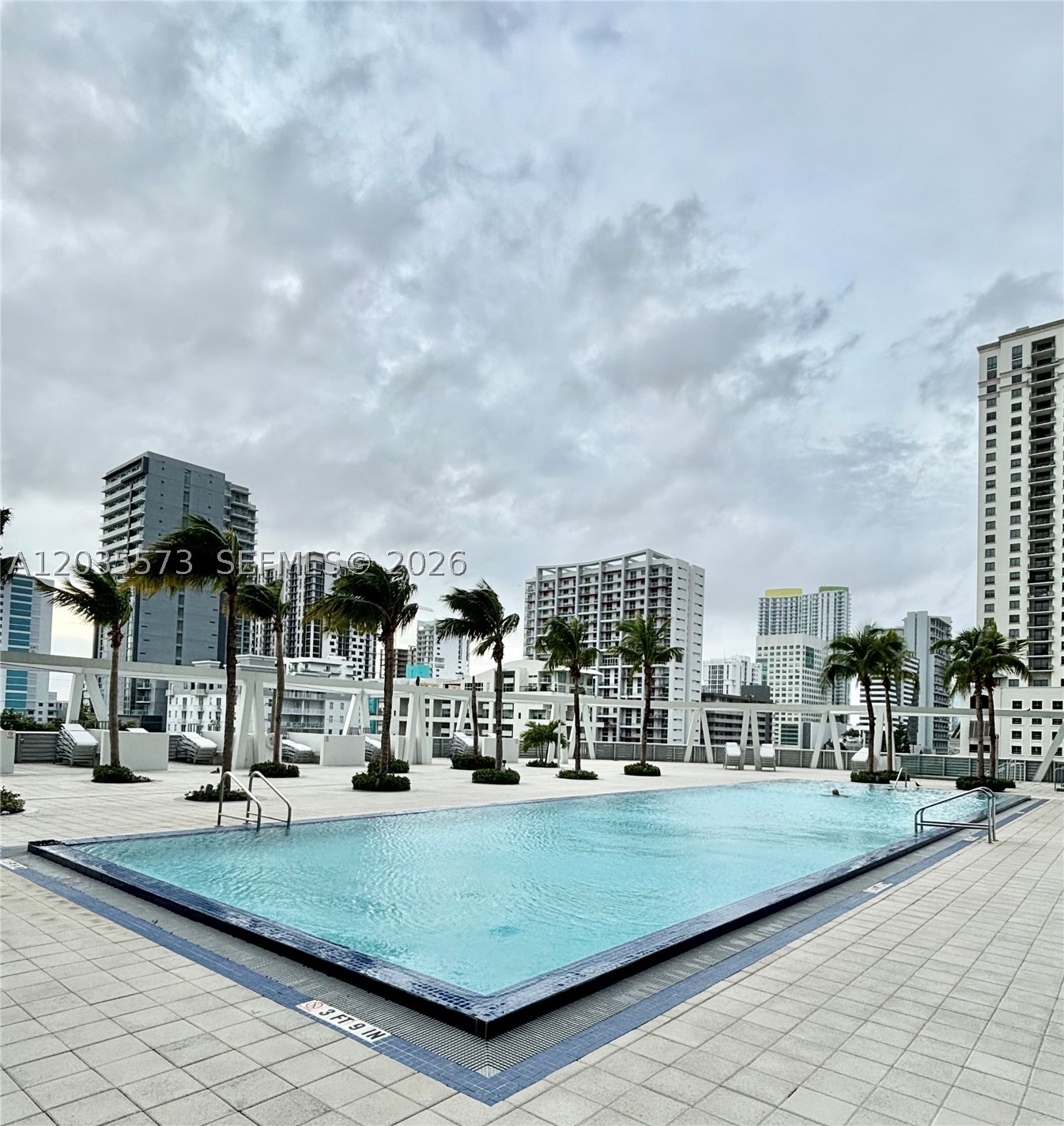 79 SW 12th St #4012-S, Miami FL 33130