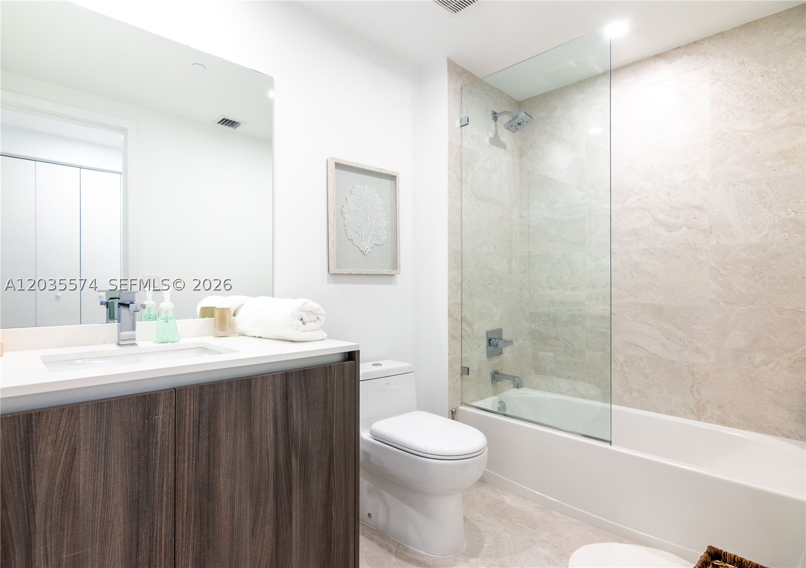 488 NE 18th St #615, Miami FL 33132
