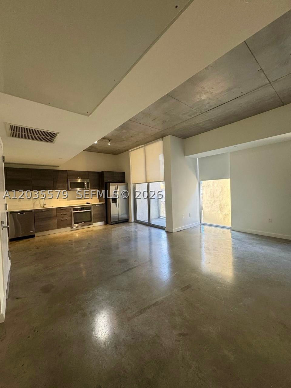 151 SE 1st St #408, Miami FL 33131